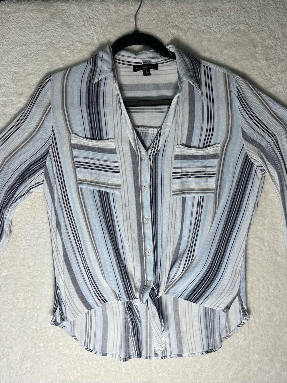 Blue, Gray & White Striped Women’s Button-Down tie shirt Medium